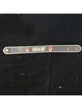 Green Day Adjustable Snap Bracelet Heart Grenade Black White Concert Merch retro